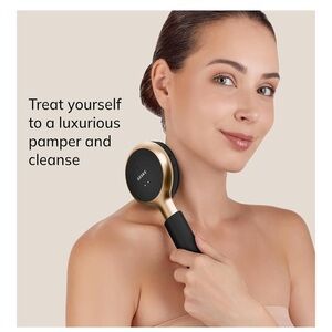 GESKE LED Sonic Full-Body Brush - New